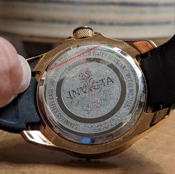 Invicta - Picture 3 of 3